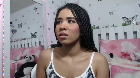 Snapshot of hela_sexy_xx chatting on 12-02-24, 05:59 hella online show from 12-02-24, 05:59