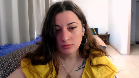 Snapshot of helen_adams_ chatting on 05-15-26, 07:15 helen_adams_ online show from 05-15-26, 07:15