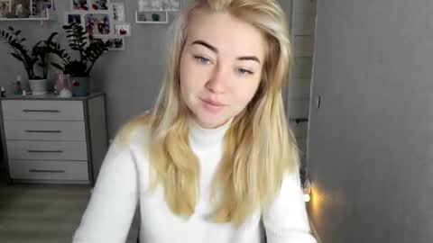 Helen sven online show from 12-05-25, 07:06