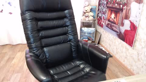 Snapshot of helen_bee chatting on 12-03-24, 07:21 Tanya online show from 12-03-24, 07:21