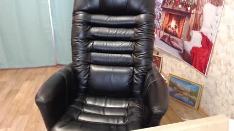 Snapshot of helen_bee chatting on 12-10-24, 07:58 Tanya online show from 12-10-24, 07:58