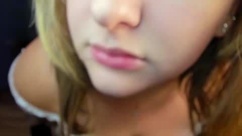 Helen Elliot online show from 09-27-25, 06:07