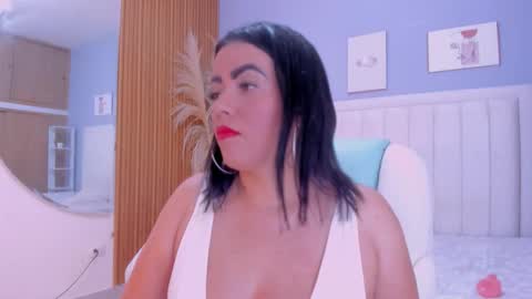 helen online show from 02-11-26, 12:10