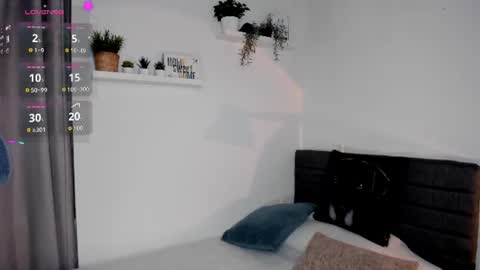 Snapshot of helen_miller chatting on 07-20-26, 11:40 helen_miller online show from 07-20-26, 11:40