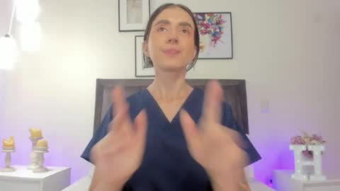 Snapshot of helen_mooree chatting on 06-05-26, 12:55 Helen online show from 06-05-26, 12:55