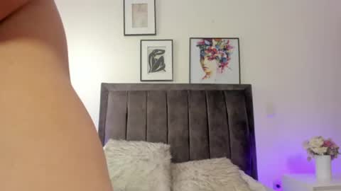 Snapshot of helen_mooree chatting on 07-08-26, 01:59 Helen online show from 07-08-26, 01:59