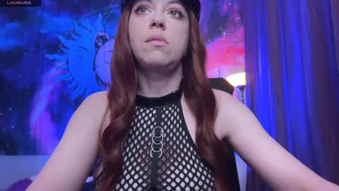 Snapshot of helena__femdom chatting on 07-12-26, 02:52 Helena online show from 07-12-26, 02:52