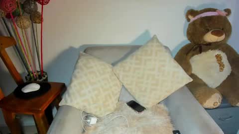 HELENA COPPER online show from 04-15-26, 01:23