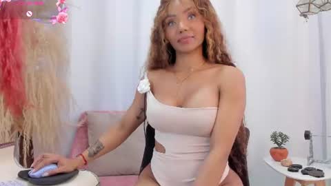 Helena Fits online show from 06-29-26, 06:41