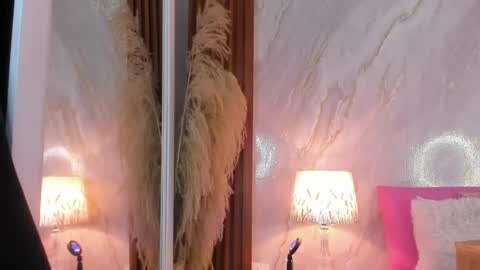 Helena Santos  online show from 05-22-26, 04:34
