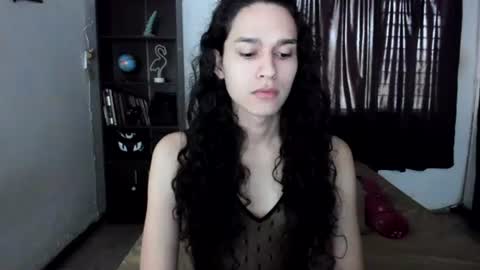 helena_spellman online show from 06-25-26, 12:53