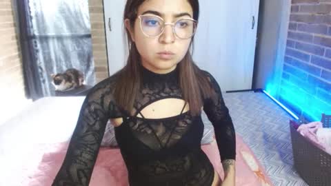 Snapshot of helenacyruss666 chatting on 09-15-25, 08:31 Only 18 cyrus online show from 09-15-25, 08:31