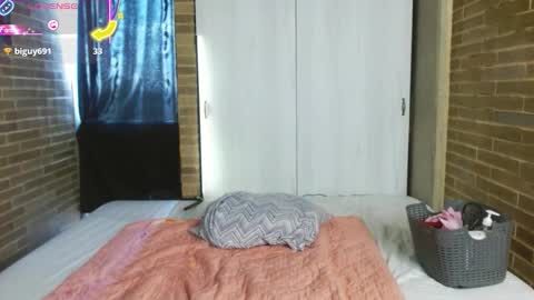 Snapshot of helenacyruss666 chatting on 09-22-25, 07:49 Only 18 cyrus online show from 09-22-25, 07:49