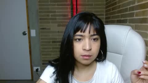 Snapshot of helenacyruss666 chatting on 12-15-25, 09:46 Only 18 cyrus online show from 12-15-25, 09:46