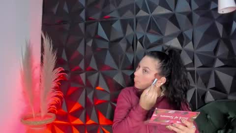 Helena Saenz online show from 01-14-26, 12:44