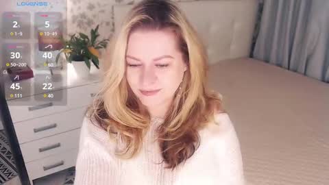 Snapshot of helenbonham chatting on 02-04-25, 04:26 Helena Bonham online show from 02-04-25, 04:26