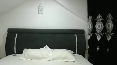 Snapshot of helenhelly chatting on 12-09-24, 07:06 helenhelly online show from 12-09-24, 07:06