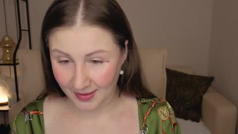 Helen online show from 04-01-26, 02:01