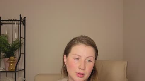 Snapshot of helens_lov chatting on 07-02-26, 02:33 Helen online show from 07-02-26, 02:33