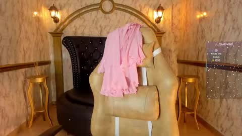 Helen or Hells online show from 03-10-26, 03:28