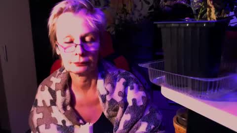 Helga online show from 05-29-26, 06:39