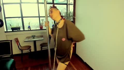 Heliconia online show from 10-14-25, 10:43