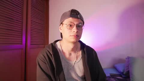 Helio online show from 05-17-26, 12:52