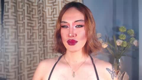 hellatarahathor online show from 04-18-26, 12:53