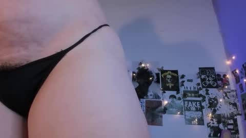 hellen online show from 02-24-26, 04:43