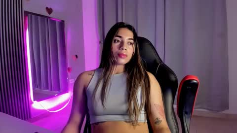 hellen_rice online show from 12-01-25, 04:39