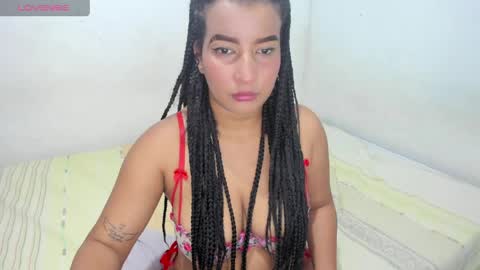 hellen_scot_ online show from 05-10-26, 01:22