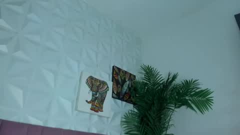Snapshot of hellen_sky_ chatting on 05-26-26, 07:10 hellen online show from 05-26-26, 07:10