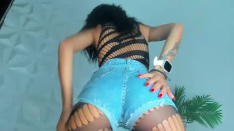 Snapshot of hellen_sky_ chatting on 05-29-26, 07:34 hellen online show from 05-29-26, 07:34