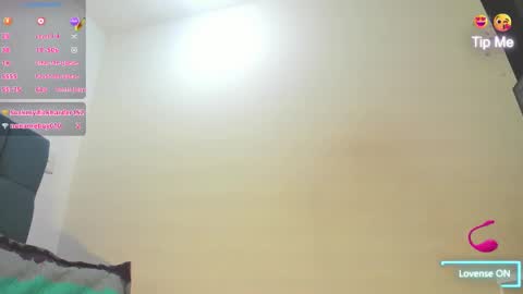 Snapshot of hellen_starx chatting on 02-14-25, 12:09 hellen_starx online show from 02-14-25, 12:09