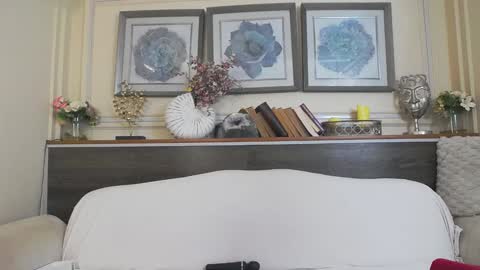    online show from 01-25-25, 07:06