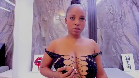 Snapshot of hellenjohansson chatting on 03-03-26, 07:31 Hellen johanson online show from 03-03-26, 07:31