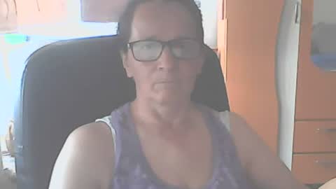 Snapshot of hellenmarie chatting on 07-10-26, 11:02 hellenmarie online show from 07-10-26, 11:02