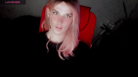 Snapshot of hellenspellman chatting on 10-11-25, 03:54 Helen Spellman online show from 10-11-25, 03:54