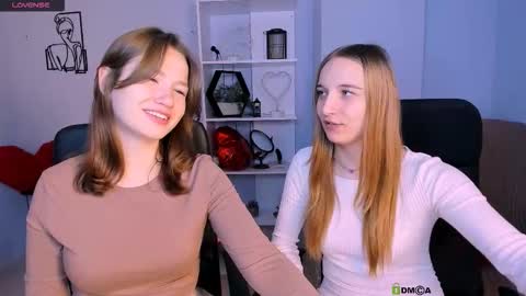 Helli online show from 11-19-25, 08:09