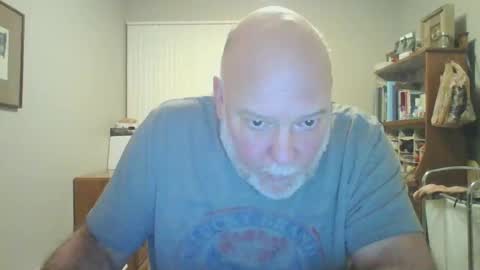 Snapshot of helloforfun111 chatting on 12-31-24, 12:46 helloforfun111 online show from 12-31-24, 12:46