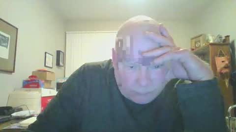 helloforfun111 online show from 04-12-26, 10:20