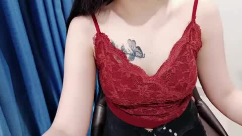 Snapshot of hellokitty_sexy chatting on 06-18-26, 01:17 hellokitty_sexy online show from 06-18-26, 01:17