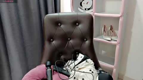 Snapshot of hellokitty_sexy chatting on 06-28-26, 01:22 hellokitty_sexy online show from 06-28-26, 01:22