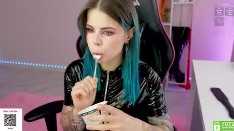 Alice online show from 10-21-25, 10:05