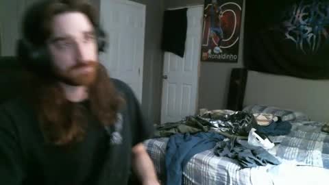 longhairbeardedguy online show from 01-01-25, 08:04