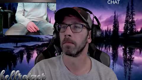 Snapshot of hellraizer chatting on 11-30-25, 03:54 hellraizer online show from 11-30-25, 03:54