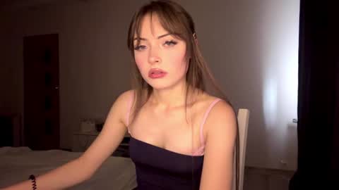 hellyluxury online show from 06-12-26, 03:55