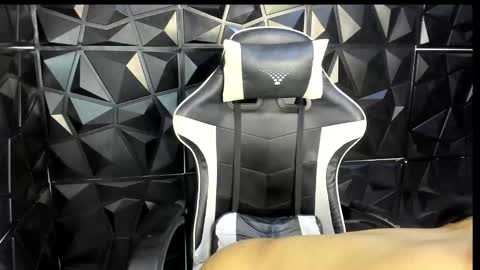 heluehorny13 online show from 02-02-26, 05:11