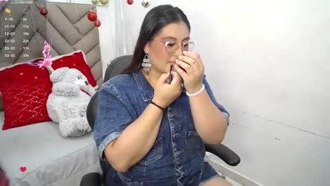 Zahira online show from 12-19-25, 07:10