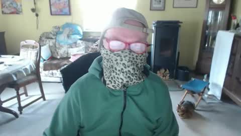 Helvell online show from 02-12-26, 10:43